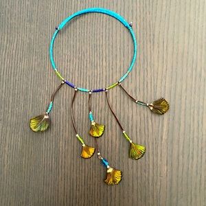 Feather choker